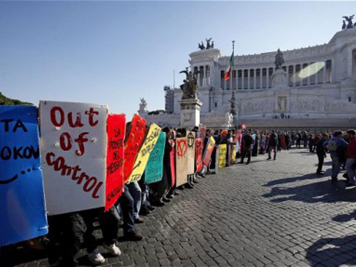 Students and trade unions demonstrate in Rome against government budget cuts on Thursday. Photo: EPA